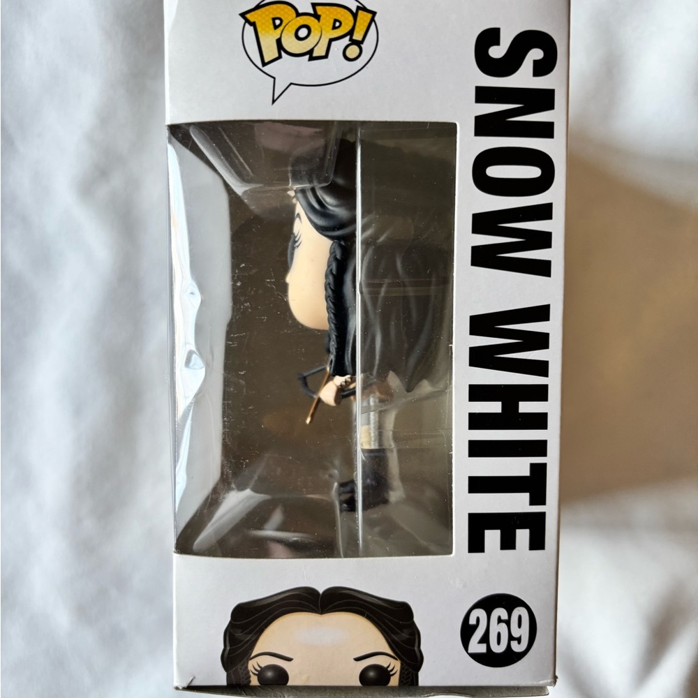 Funko POP Vinyl Figure Once Upon a Time - Snow White #269 - Picture 2 of 5